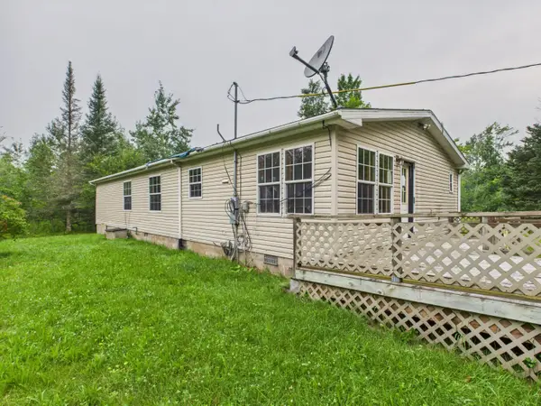 15391 Pleasant Valley Road, Atlanta, MI 49709