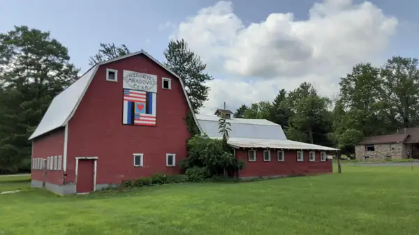 8110 Perry Road, Houghton Lake, MI 48629