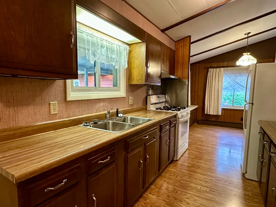 1083 Shore Drive, Cheboygan, MI 49721 - #2