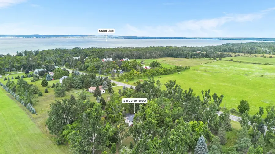 1618 Center Street, Cheboygan, MI 49721 - Image #2