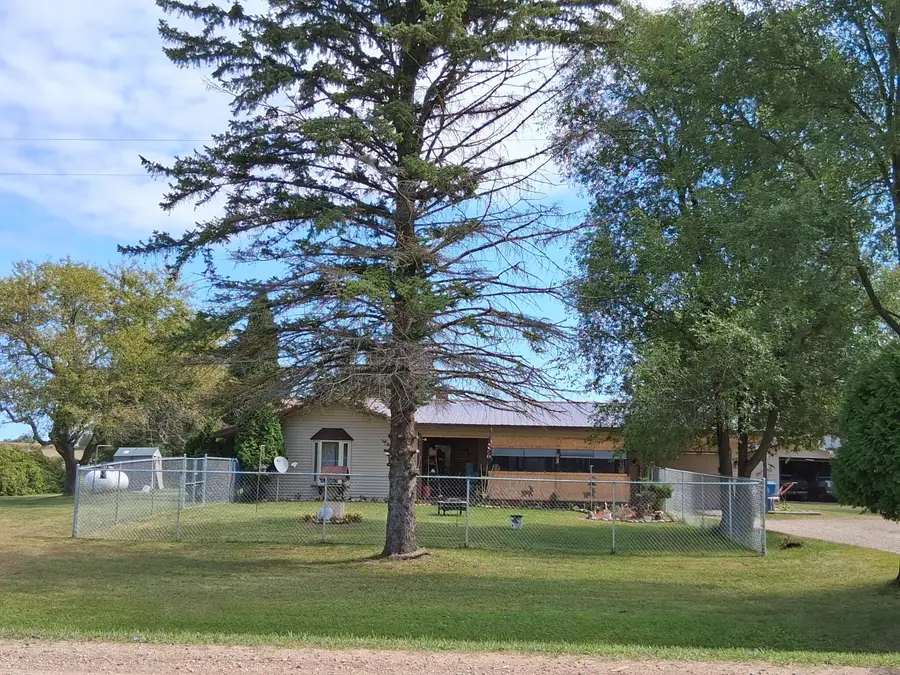 2854 Oberlin Road, Gladwin, MI 48624 - Image #2