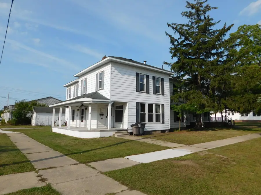 601 Peninsular Avenue, Grayling, MI 49738 - Image #2