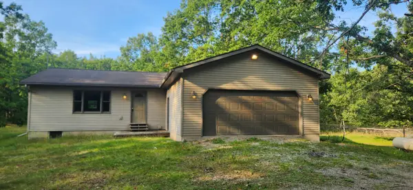 6214 Waubun Road, Indian River, MI 49749