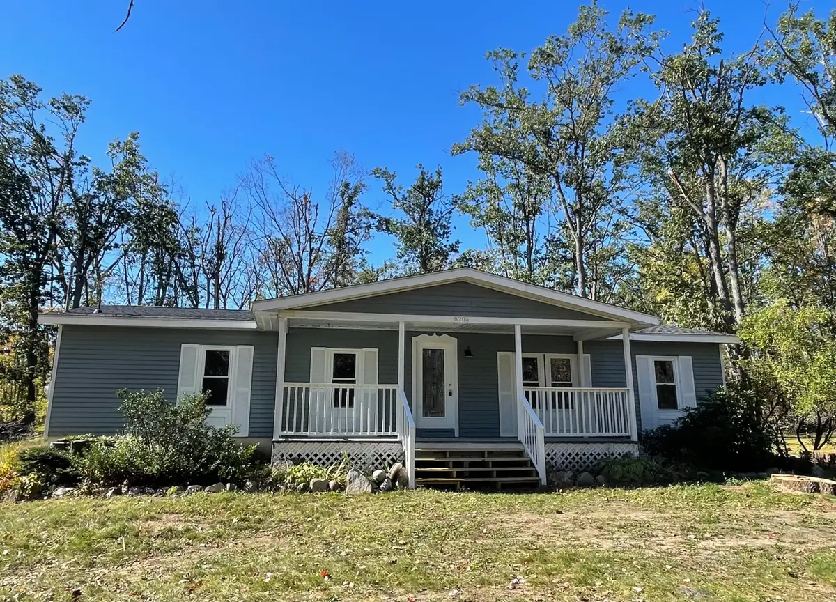 6206 Flag Street, Johannesburg, MI 49751 - Image #1