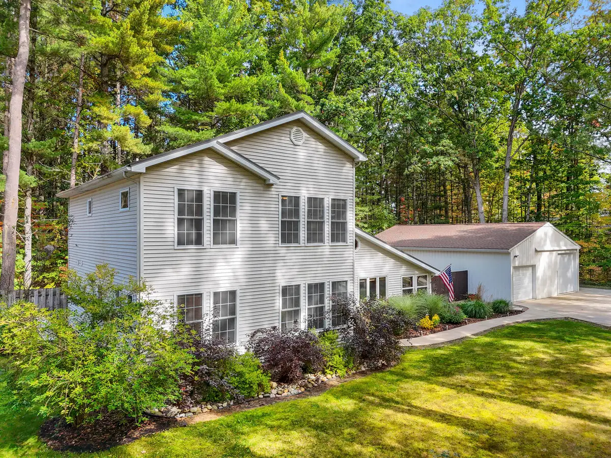 424 Pine Acres Drive, Roscommon, MI 48653 - Image #1