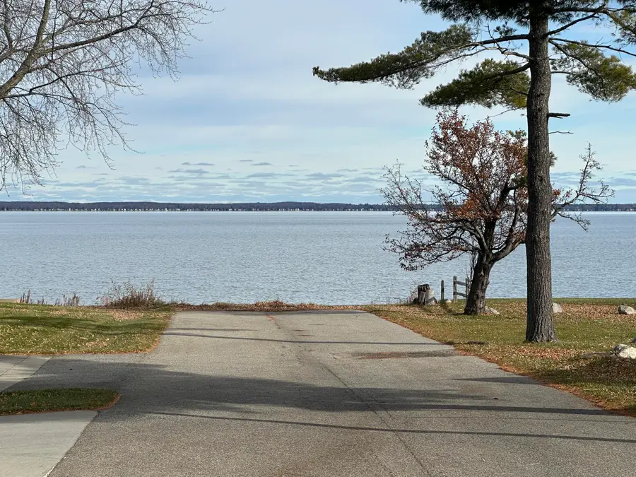 113 Wells Street, Houghton Lake, MI 48629 - Image #3