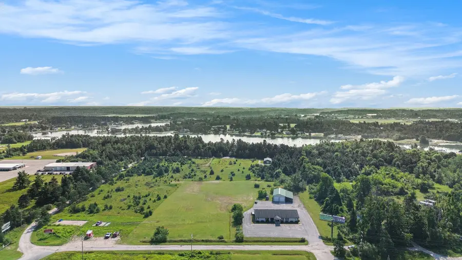 9768 N. Straits Hwy, Cheboygan, MI 49721 - Image #3