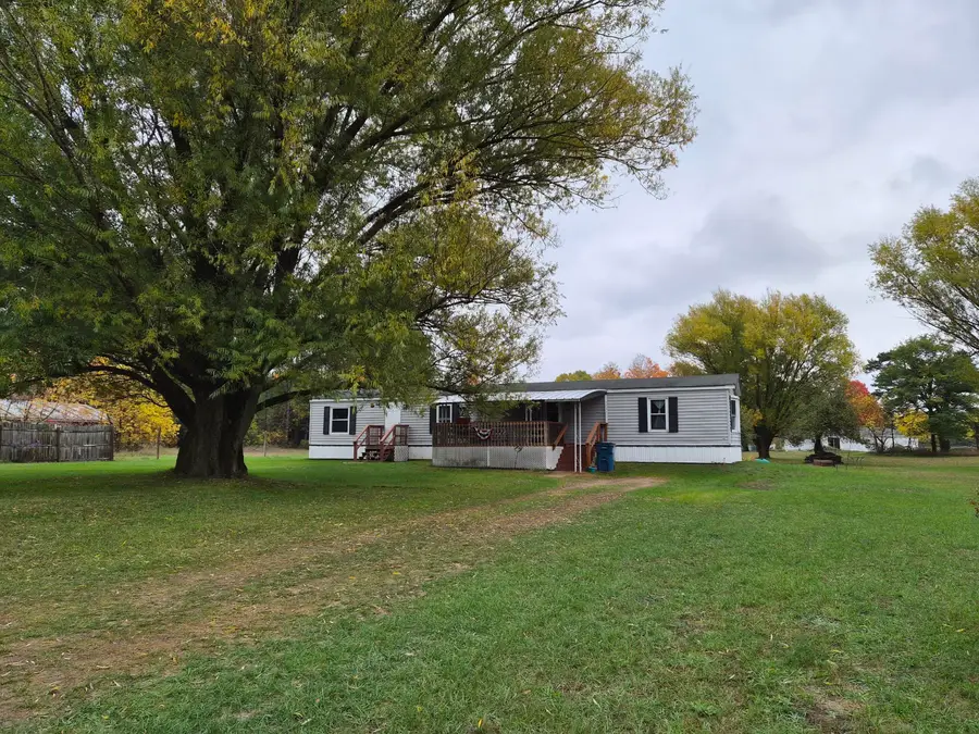 260 N Perry Street, Barryton, MI 49305 - Image #2