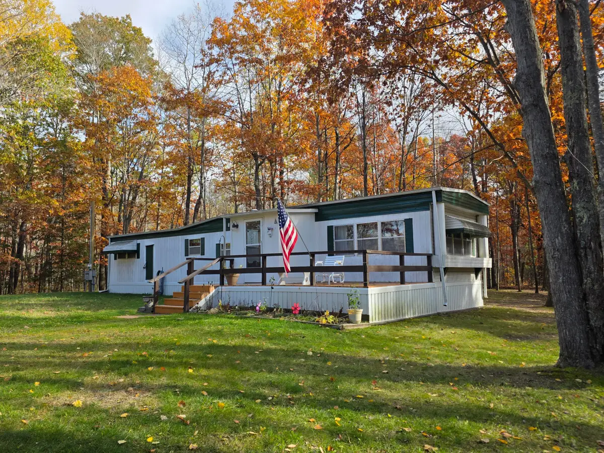 4921 Wildwood Trail, Barton City, MI 48705 - #1