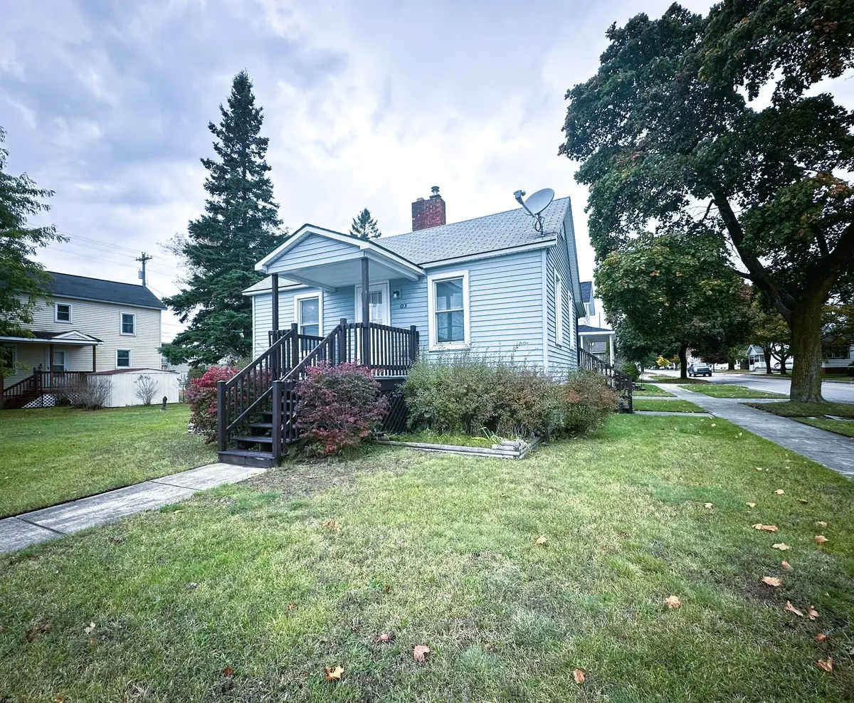 123 N Ninth Avenue, Alpena, MI 49707 - Image #1