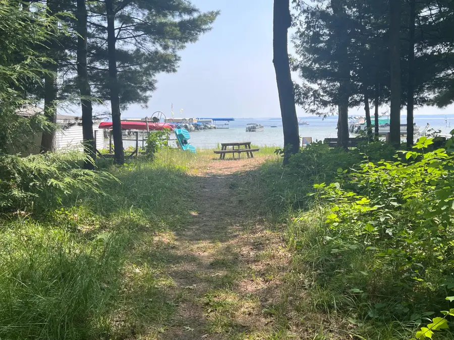 127 Laingsburg Legion Drive, Roscommon, MI 48653 - Image #3