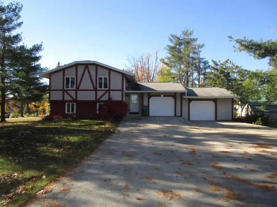 4038 Twin Oak Road, Gaylord, MI 49735 - Image #2