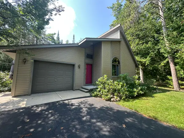 18231 Sprucedale Court, Presque Isle, MI 49777