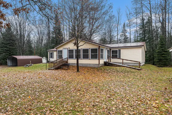 5524 Chickasaw Trail, Frederic, MI 49733