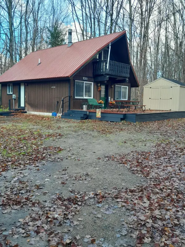 5201 Terreton Circle, Elmira, MI 49730