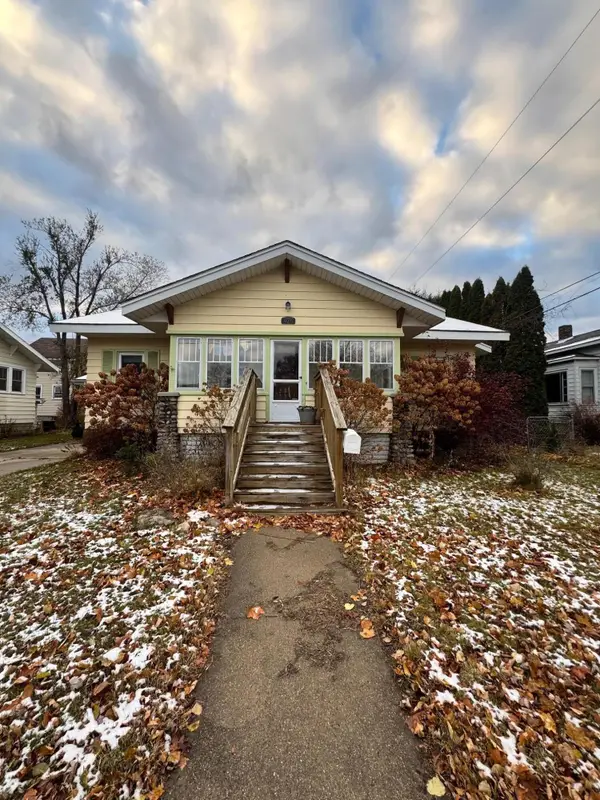 925 S 8th Street Avenue, Alpena, MI 49707