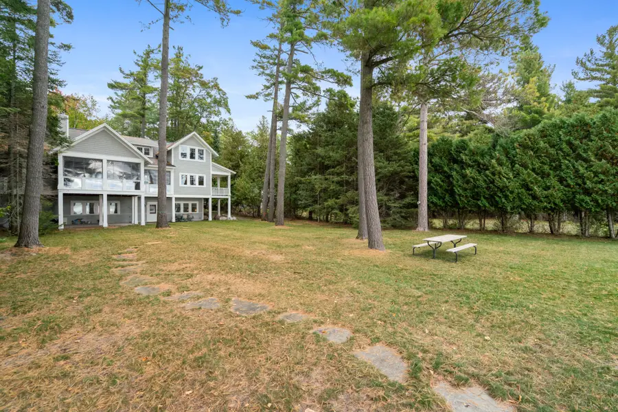 6613 Hillside Avenue, Indian River, MI 49749 - Image #3