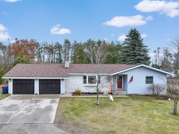 1975 Krys Road, Gaylord, MI 49735