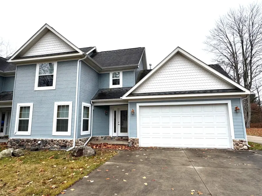 103 Ultra Court, Roscommon, MI 48653 - Image #2