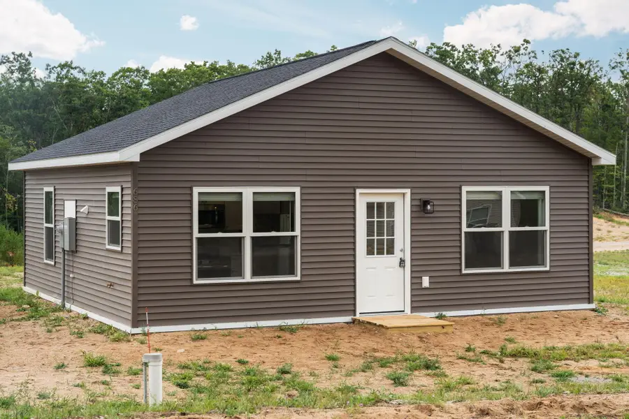 636 Gazelle Street, Gaylord, MI 49735 - Image #2