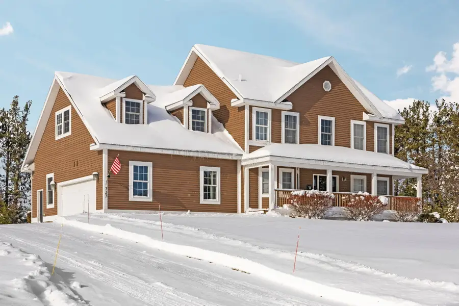 727 S Classic Drive, Gaylord, MI 49735 - Image #2