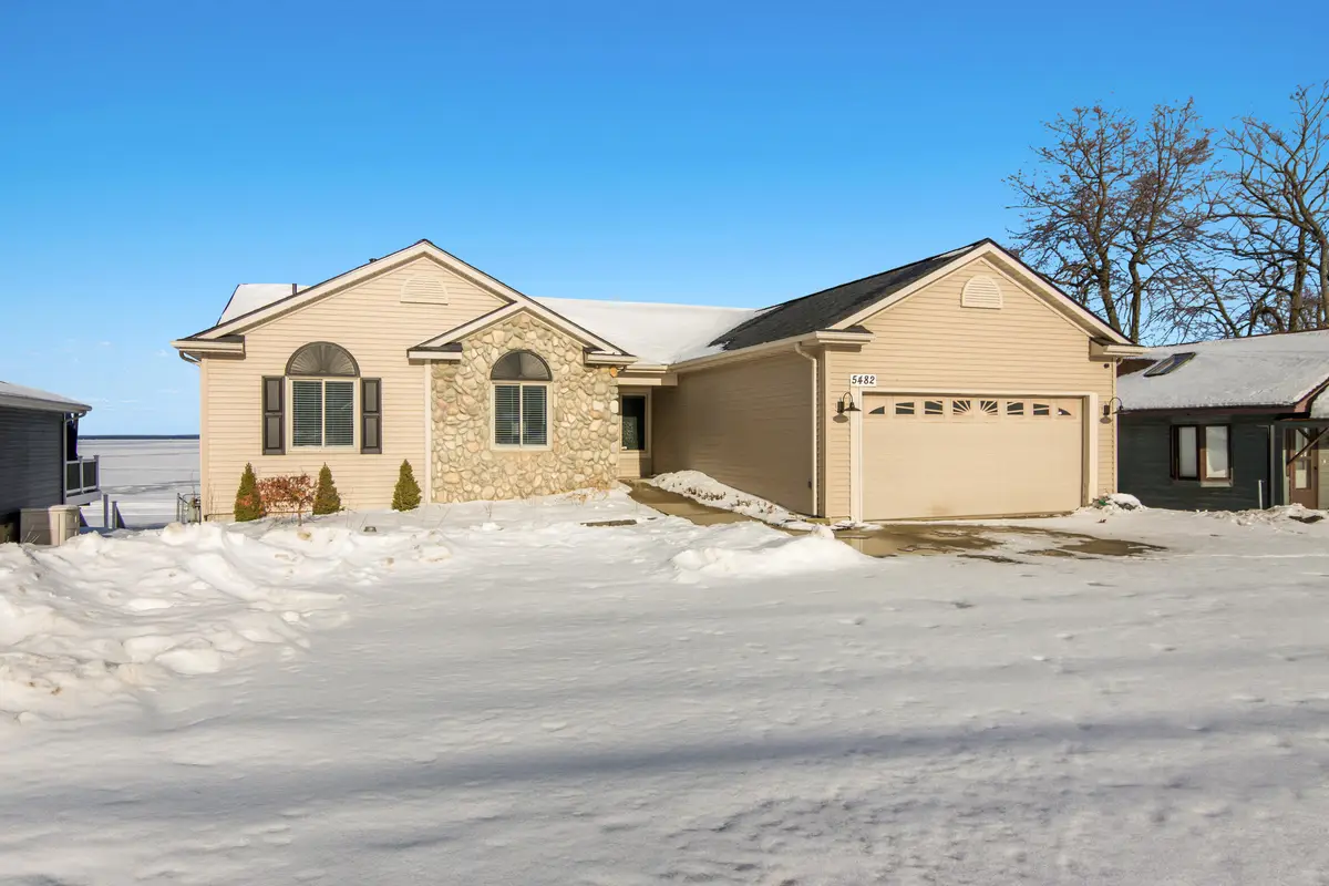 5482 W Houghton Lake Drive, Houghton Lake, MI 48629 - #1