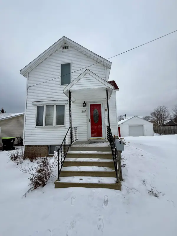 306 Elizabeth Street, Alpena, MI 49707