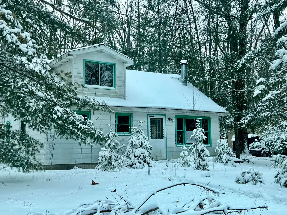 11325 Jackson Lake Road, Atlanta, MI 49709 - Image #1