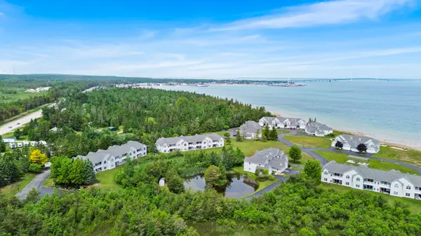 20546 Northern Lights Lane, Mackinaw City, MI 49701