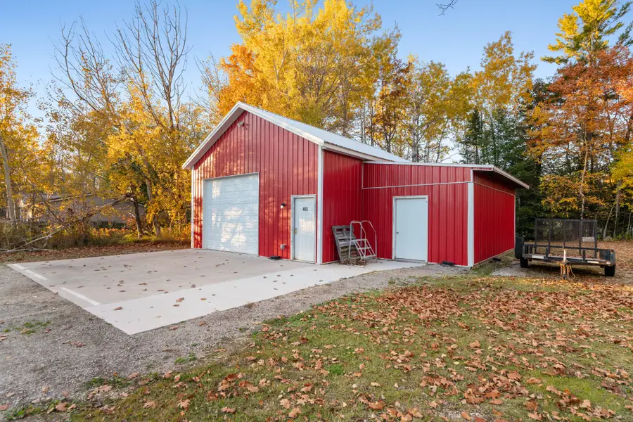 402 Cadillac Street, Mackinaw City, MI 49701 - Image #3