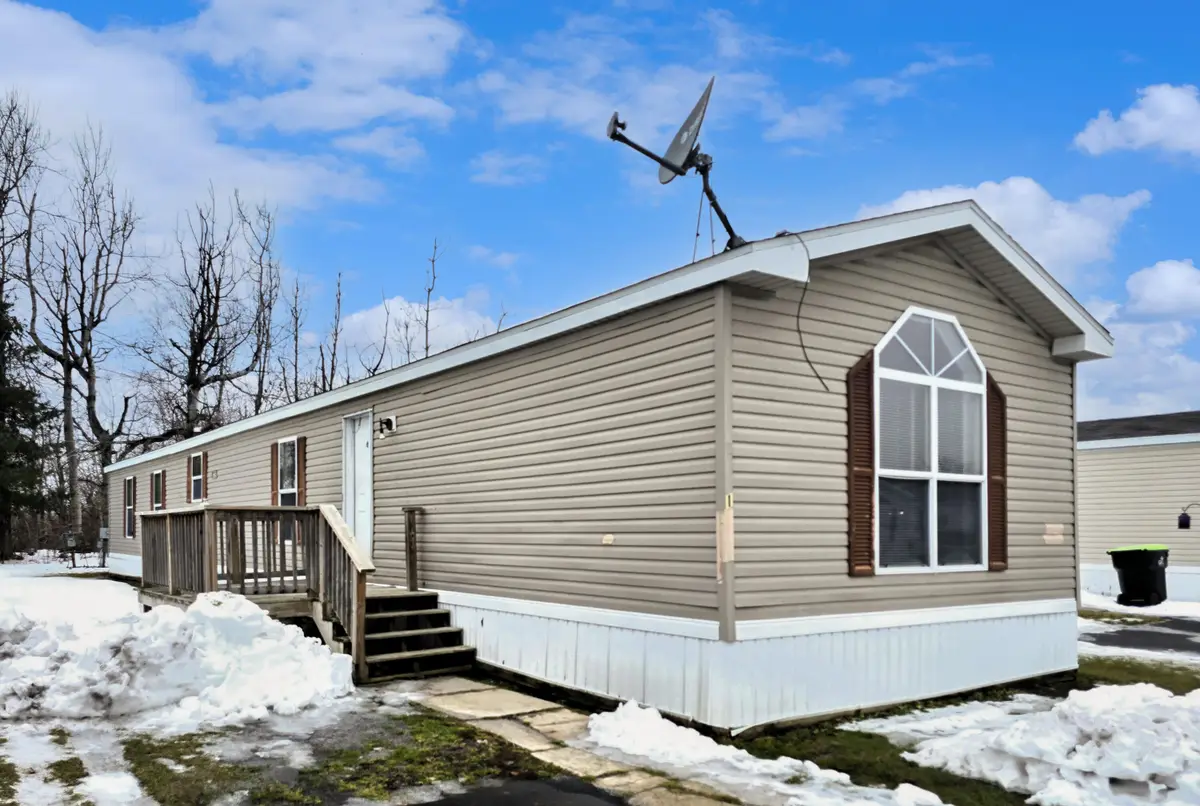 15 Chelsey Lane, Cheboygan, MI 49721 - Image #1