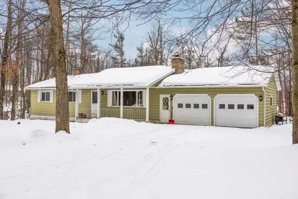 886 Knollwood Lane, Gaylord, MI 49735