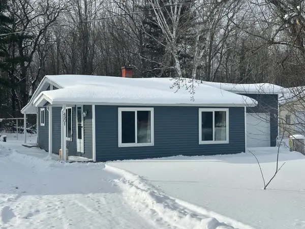 4901 River Road, Houghton Lake, MI 48629