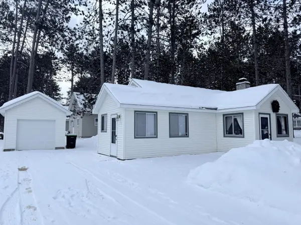 207 Lakeview Drive, Roscommon, MI 48653