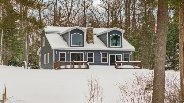 7928 Blueberry Lane, Johannesburg, MI 49751