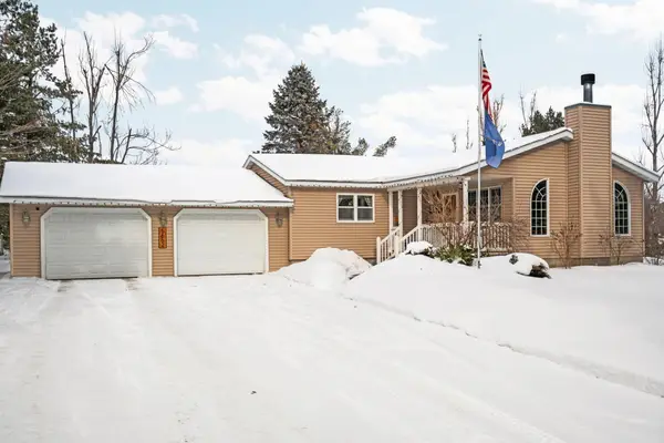 5662 County Road 612, Lewiston, MI 49756