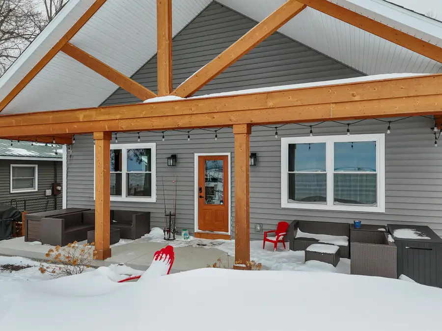 3948 W Houghton Lake Drive, Houghton Lake, MI 48629 - #2