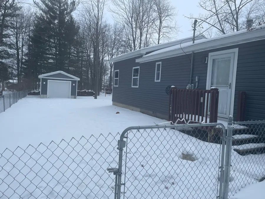 210 Widdis Drive, Prudenville, MI 48651 - #3