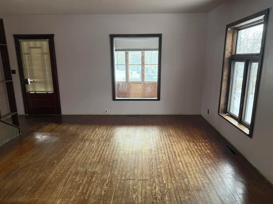 107 E Main Street, Lincoln, MI 48742 - #3