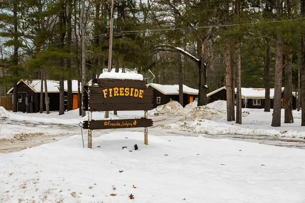 9411 S Old Us Highway 27, Gaylord, MI 49735