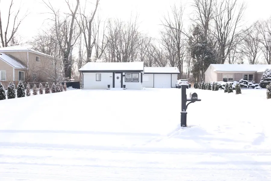 33781 Richland Street, Livonia, MI 48152 - #2
