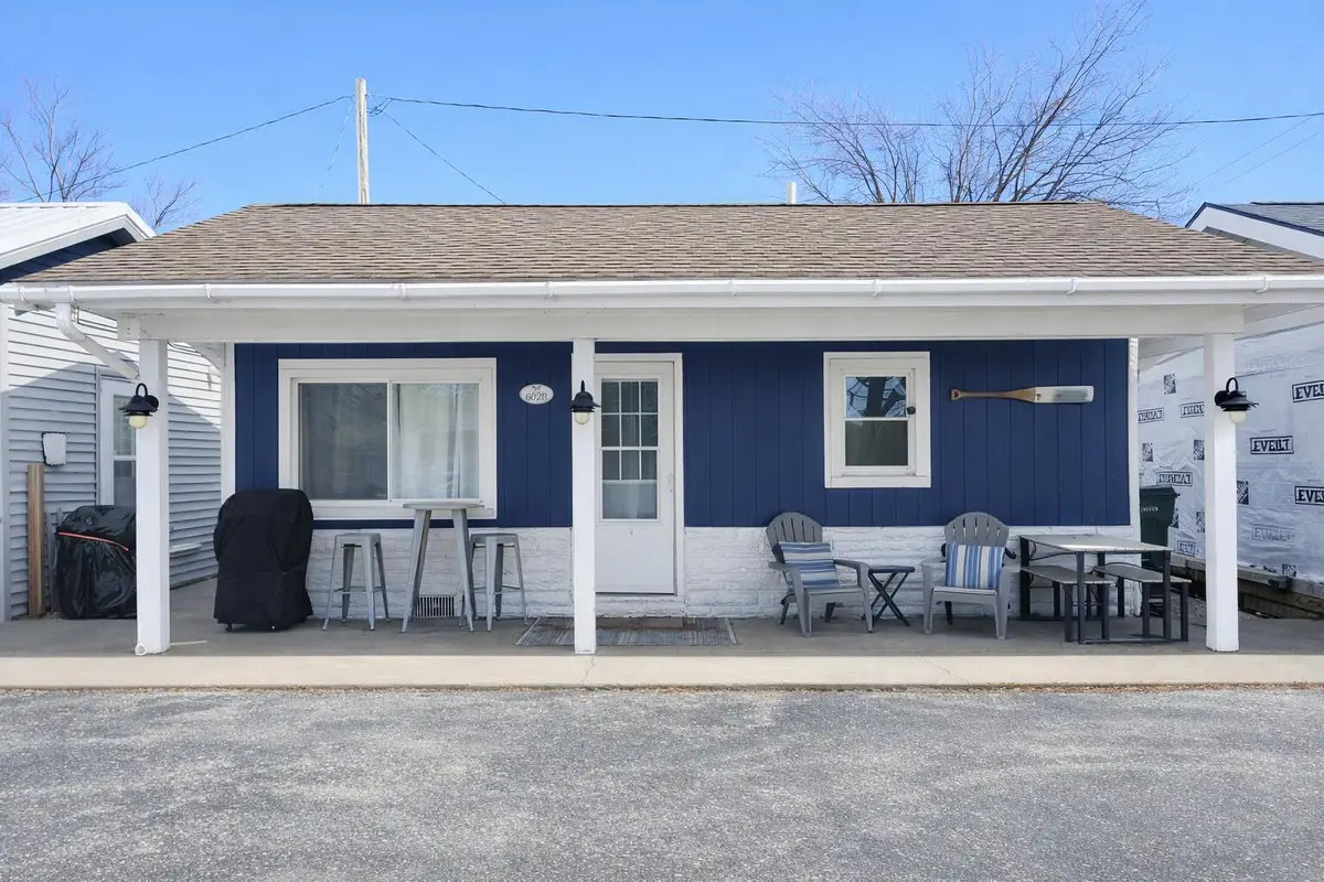 602 W Houghton Lake Drive, Prudenville, MI 48651 - #1