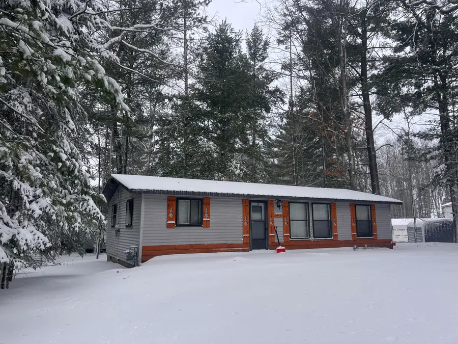 1807 Division Street, Saint Helen, MI 48656 - #2