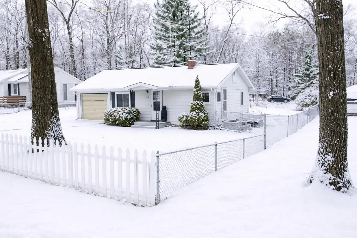 123 Maple Bluffs Avenue, Prudenville, MI 48651 - #1