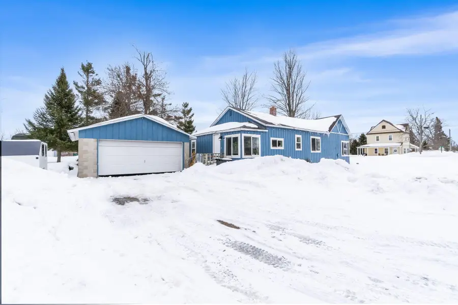 767 E Main Street, Vanderbilt, MI 49795 - #2