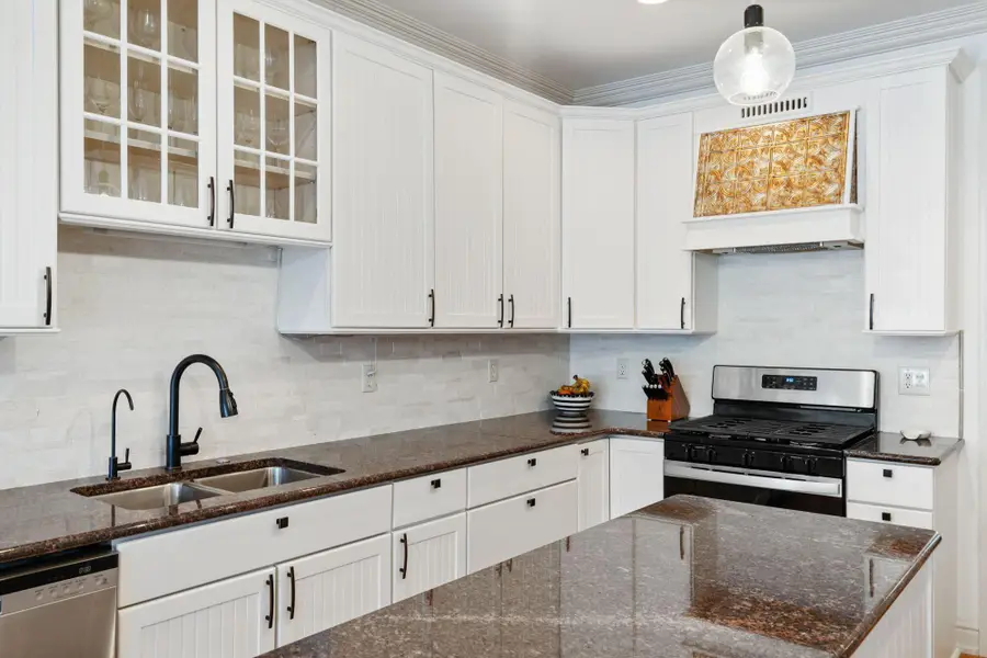 12189 Country Club Drive, Charlevoix, MI 49720 - #2