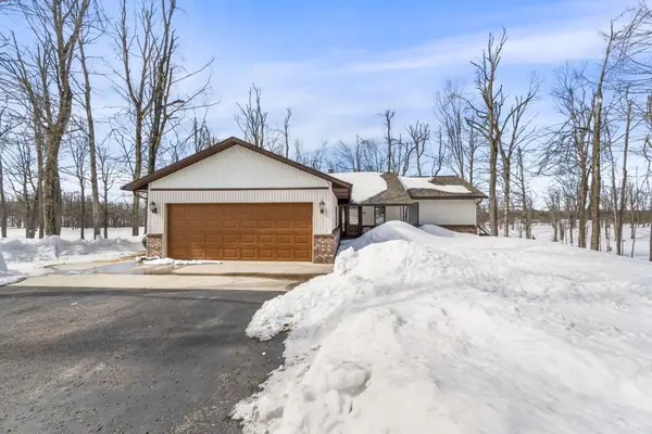 636 Woodside Lane, Gaylord, MI 49735