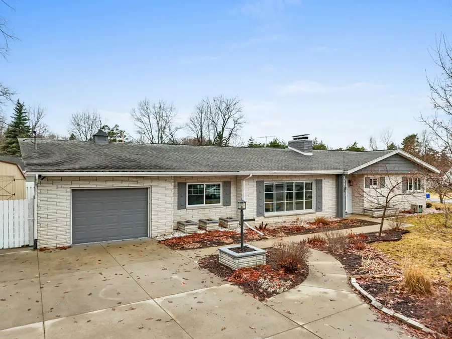 311 Maple Grove Avenue, Prudenville, MI 48651 - #2