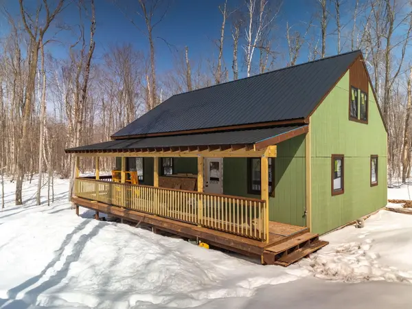 8335 U.s. 23, Cheboygan, MI 49721