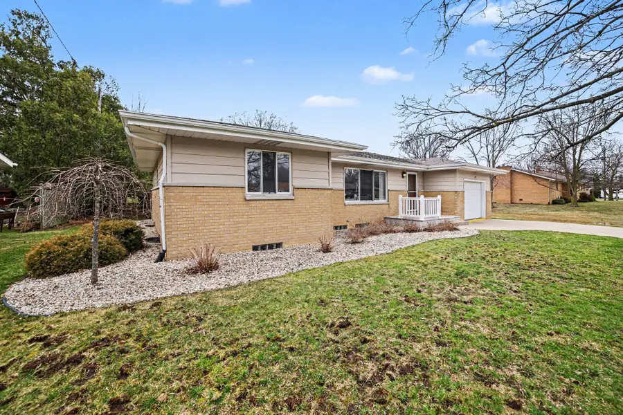 158 Salzburg Road, Bay City, MI 48706 - #2